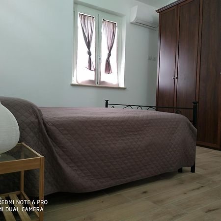 Agriturismo " Le Serre" Spello Szoba fotó