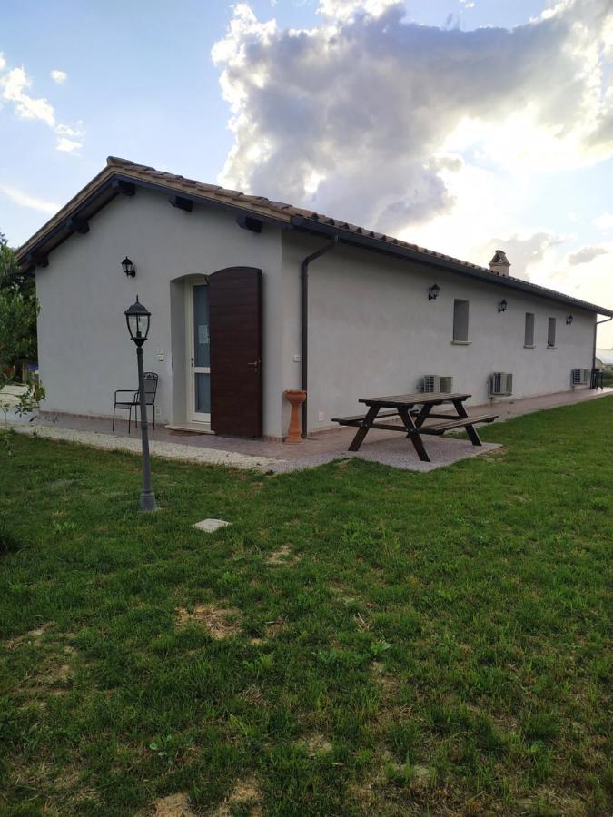 Agriturismo " Le Serre" Spello Kültér fotó